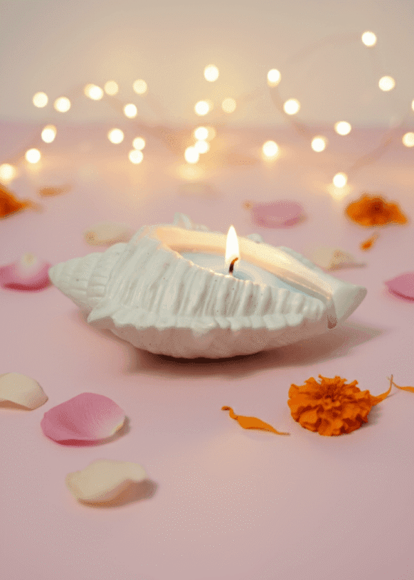 Conch Candle