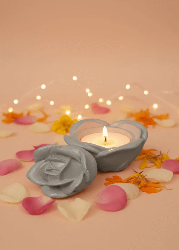 Eternal Rose Candle