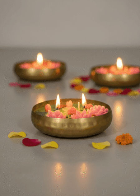 Lotus Pond Urli Candle - Image 2