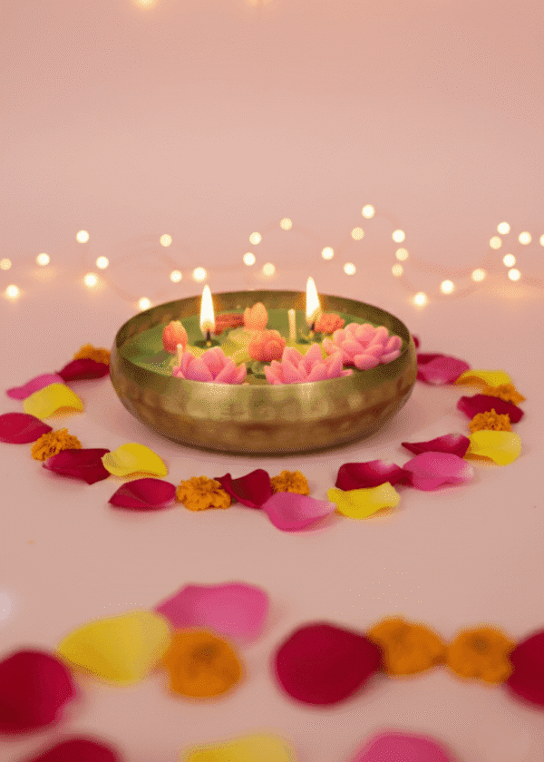 Lotus Pond Urli Candle