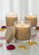 Nazakat Candle