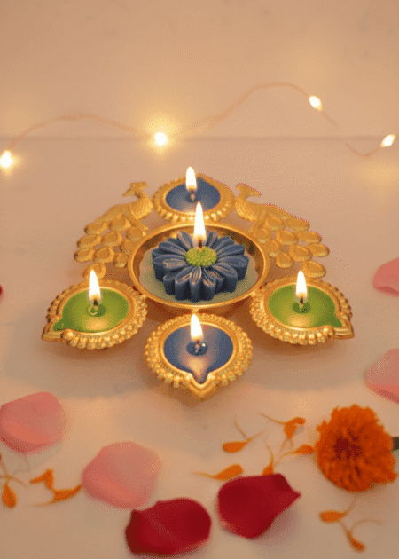 Royal Peacock Urli Candle