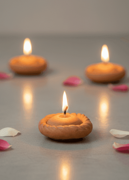Chandrakala Delight Candle [Set of 4] - Image 2