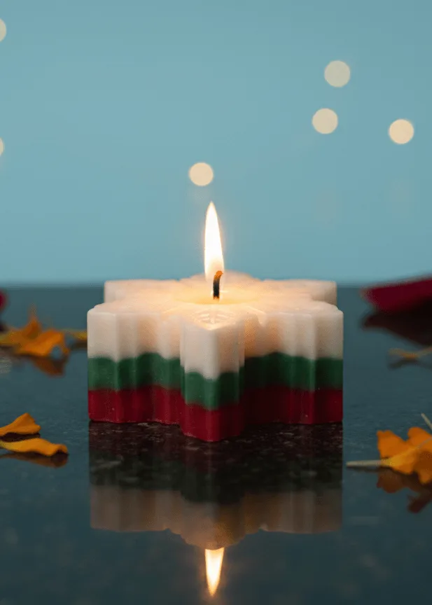 Snowflake Candle - Image 3